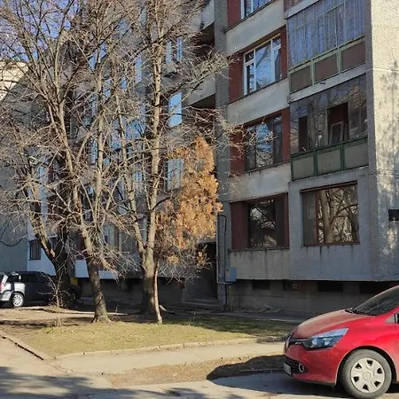 уютен в - 2 спални и кухня トゥルゴヴィシテ