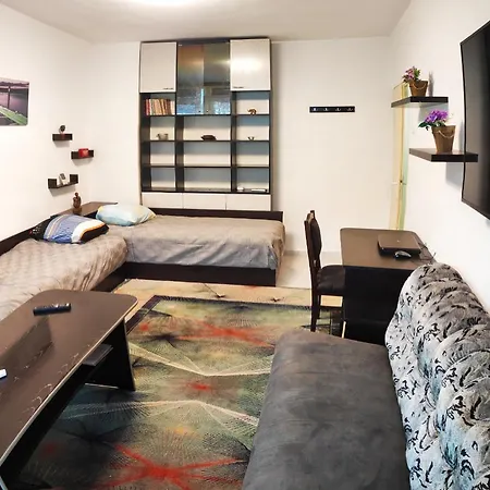 Apartment уютен в - 2 спални и кухня Targovishte (Targovishte)