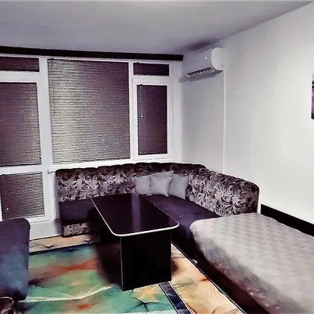 уютен в - 2 спални и кухня Apartment