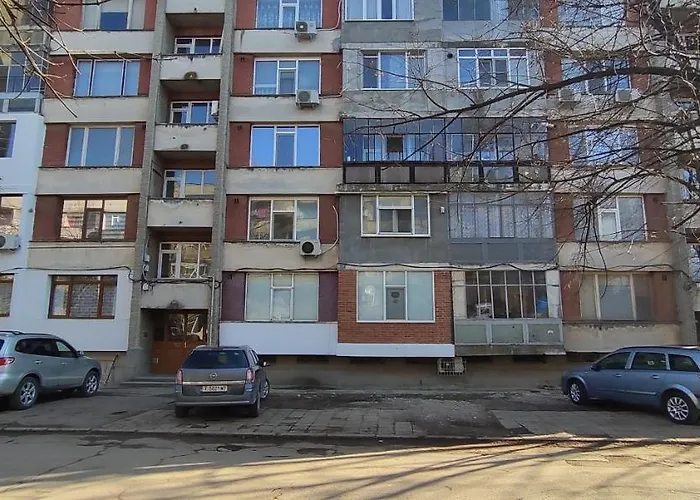 Appartement уютен в - 2 спални и кухня Targovichté