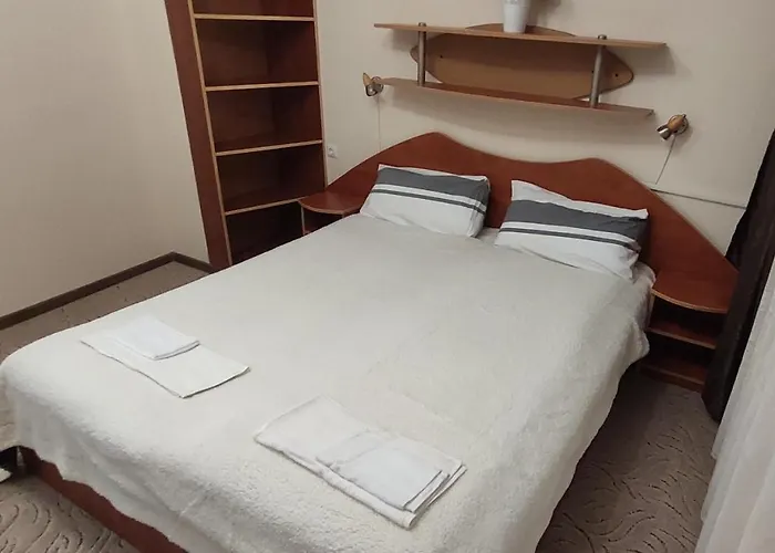 уютен в - 2 спални и кухня *